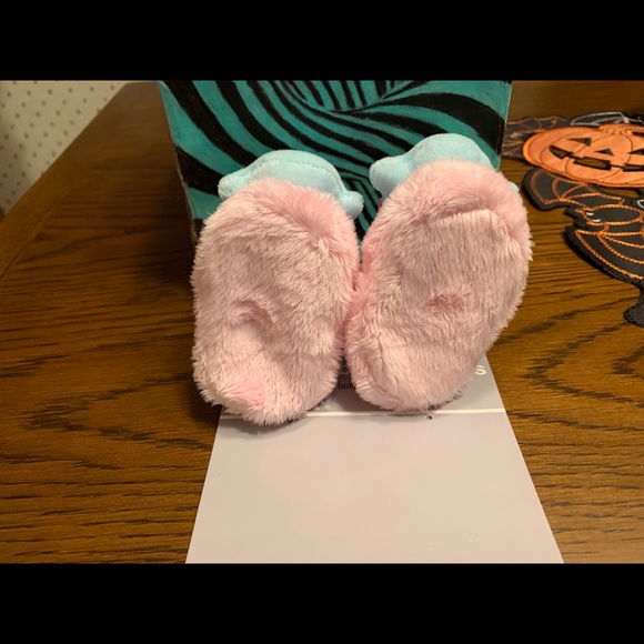 Owl Baby booties by Gerber - Picture 3 of 4